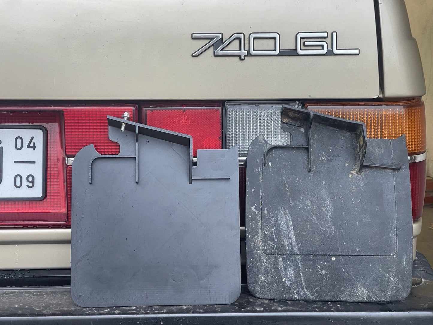 VOLVO 740 760 rear Mudflaps Replica 1188836 Accessory