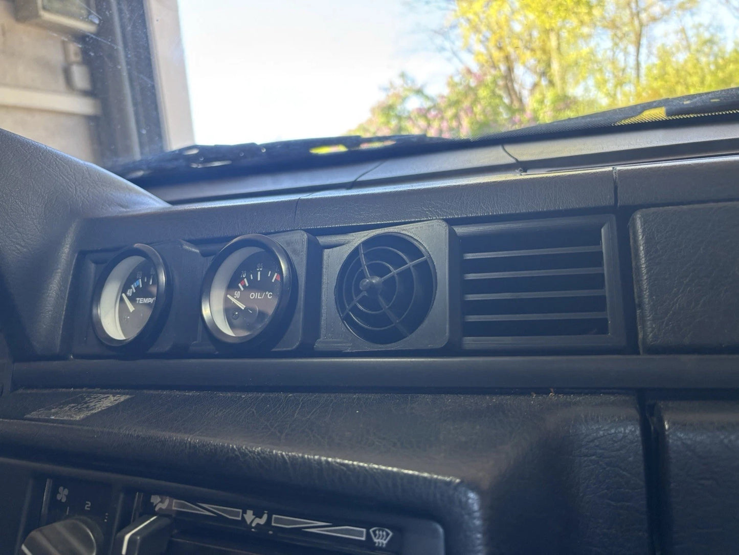 Volvo 740 760 Air Vent Gauge Holder 52mm Gauge Pod